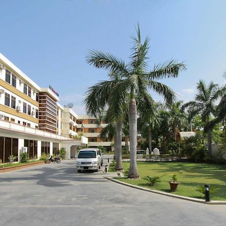 Nadi Myanmar Hotel Мандалай Экстерьер фото